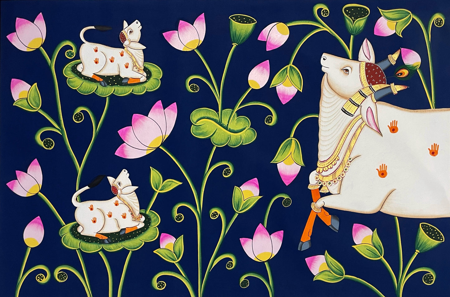 Cow Pichwai Painting – Traditional Nathdwara Style Wall Décor