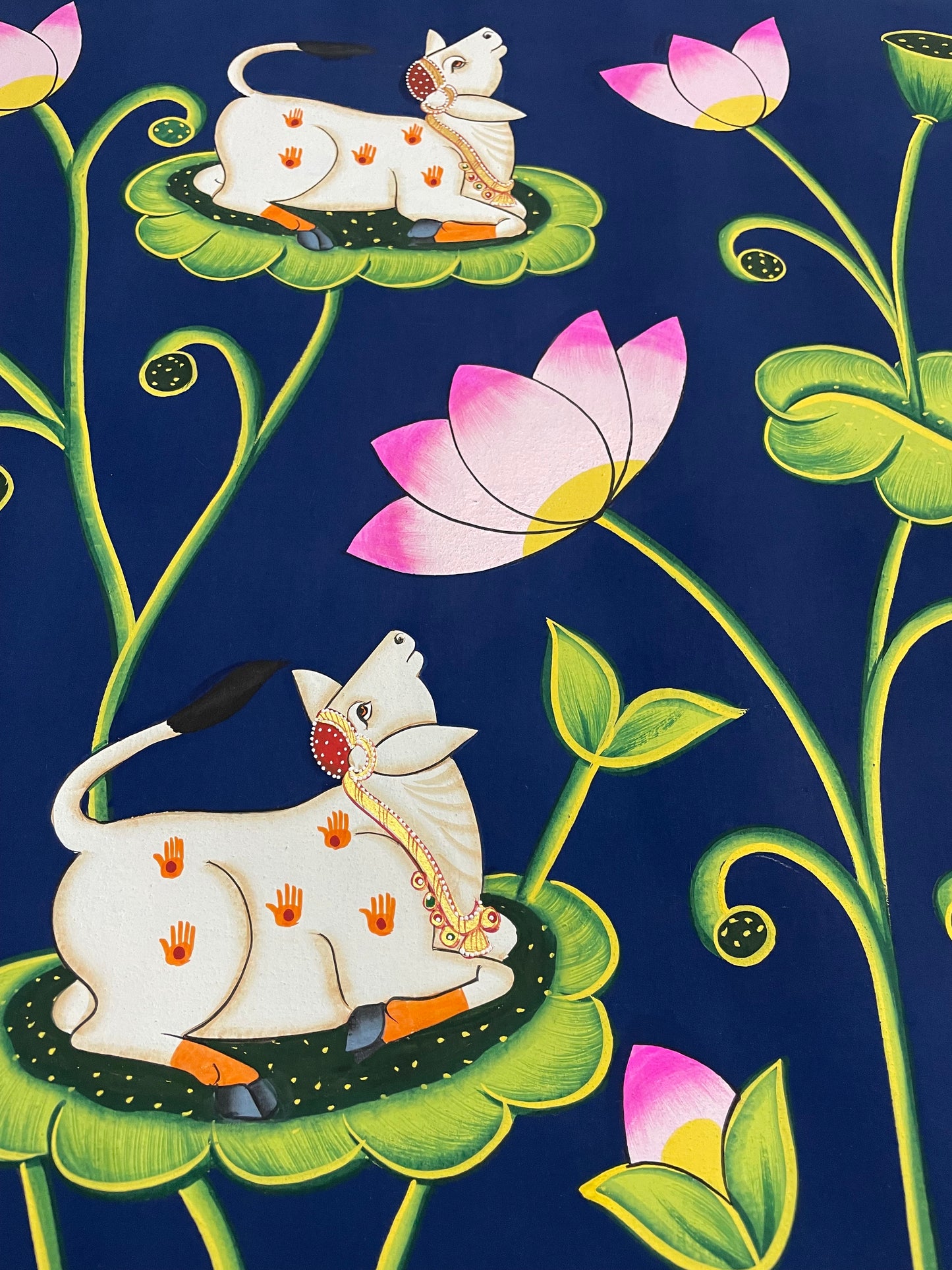 Cow Pichwai Painting – Traditional Nathdwara Style Wall Décor